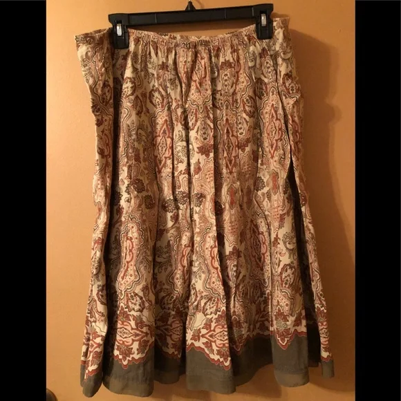 Bohemian skirt - Picture 2 of 3